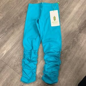 Peekaboo beans Sz6 pants